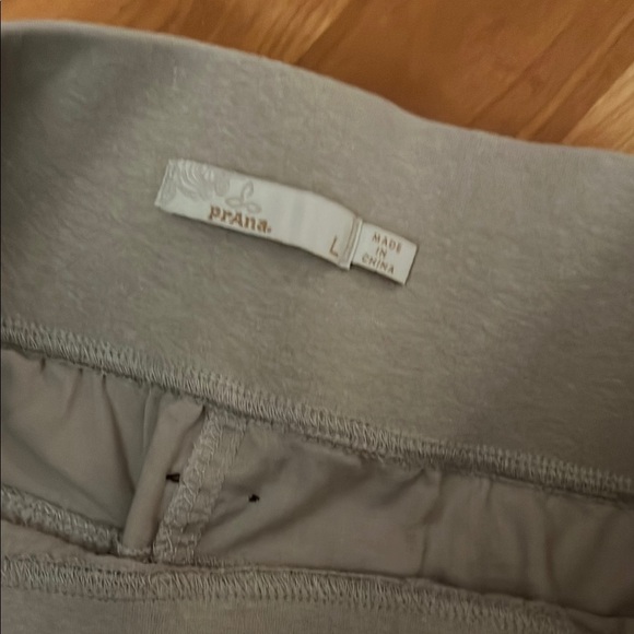 Prana Women's Wide Waist Band Khaki Wide Leg Size L - Picture 3 of 6